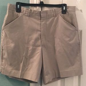 3 for 10$ Men’s khaki shorts size 34